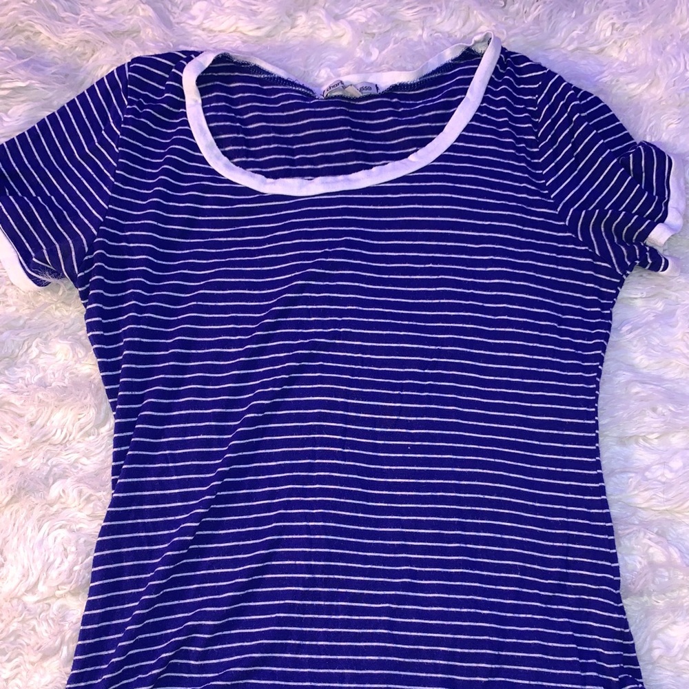 Stripped short sleeve shirt